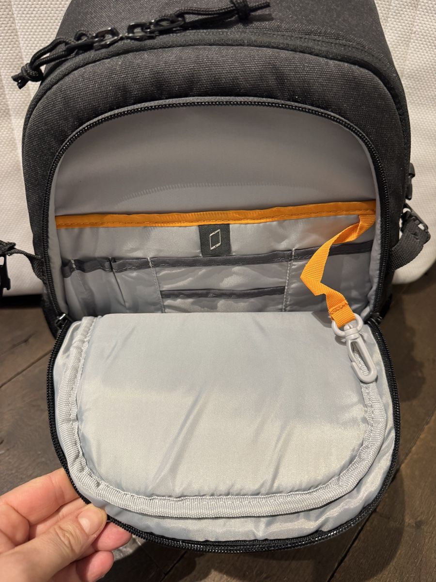 Lowepro Zaini: Gepflegter Lowepro Kamerarucksack – Usato da Münsingen venduto da ambuehl81 7
