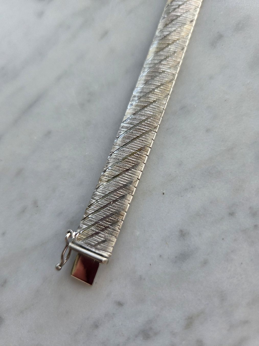Armbänder & -reifen: Silberarmband – Gebraucht aus Pieterlen von Hofnarr 2