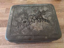 Alte Blechdose mit Blumenmuster ca 1920 Maggi Kempttal