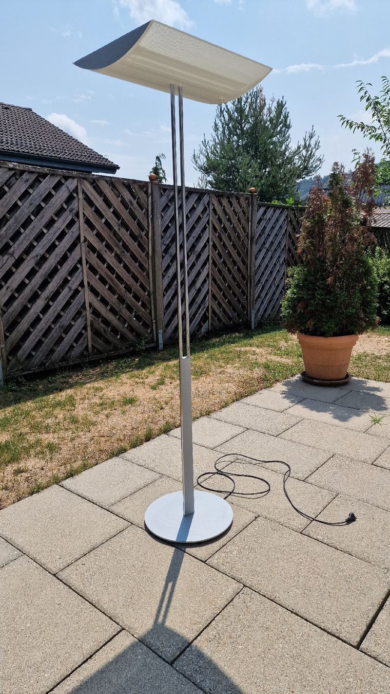 Regent Lampade: Regent Sunset Büro-Stehleuchte | 4x 55W Mit Bewegungssensor – Usato da Dättlikon venduto da Richard 2