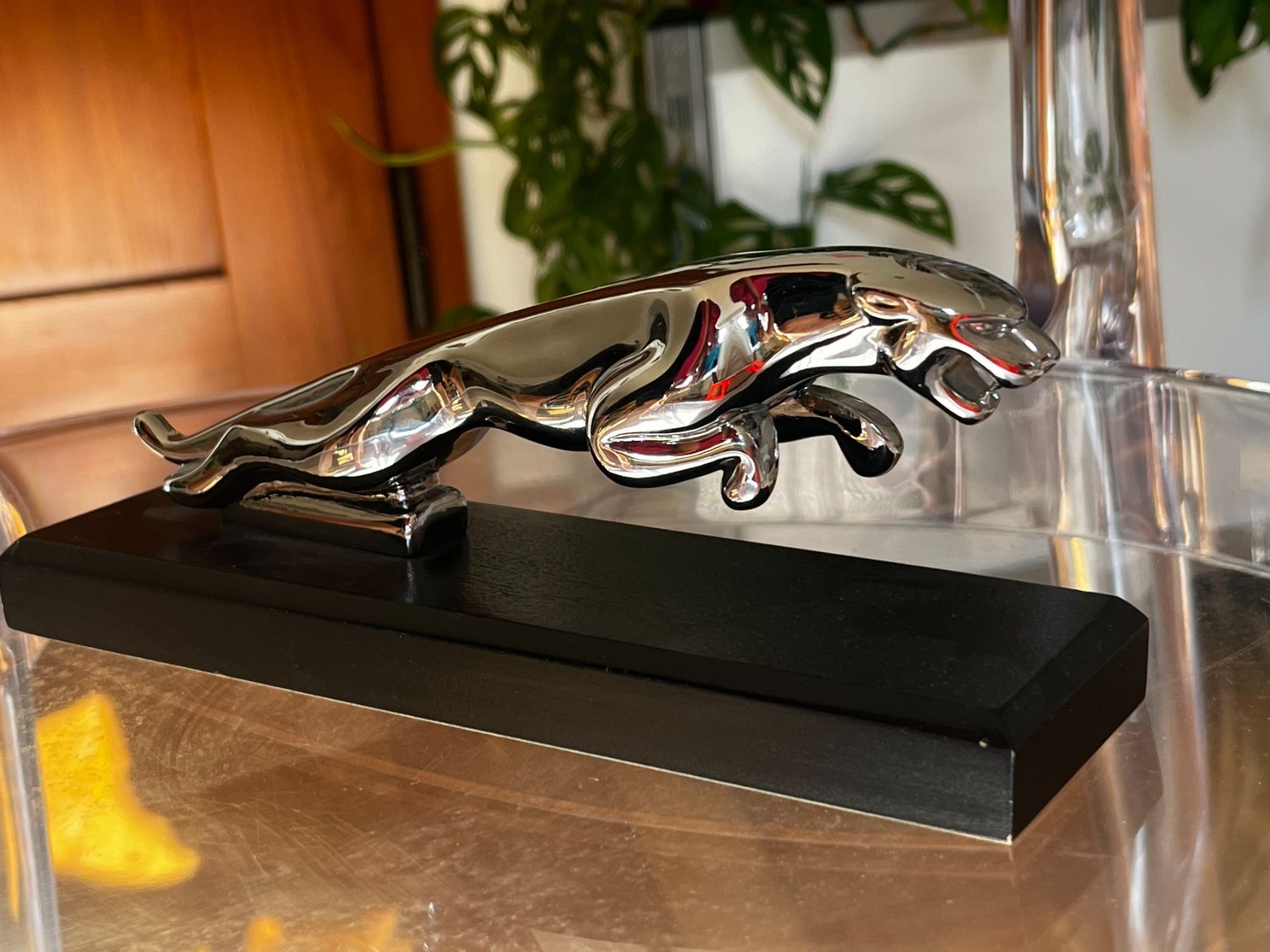 Jaguar Accessori per altri veicoli: Jaguar Kühlerfigur 18.5 cm – Usato da Zürich venduto da Allrounders 1