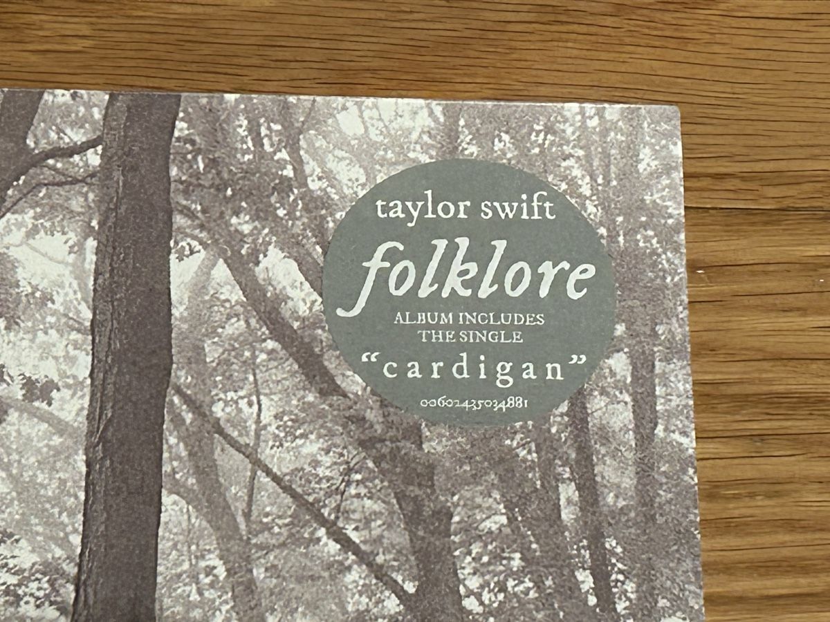 Vinyles: Taylor Swift. 2020. Neu. folklore – Neuf avec emballage d'origine à Faulensee par Mizuno06 1