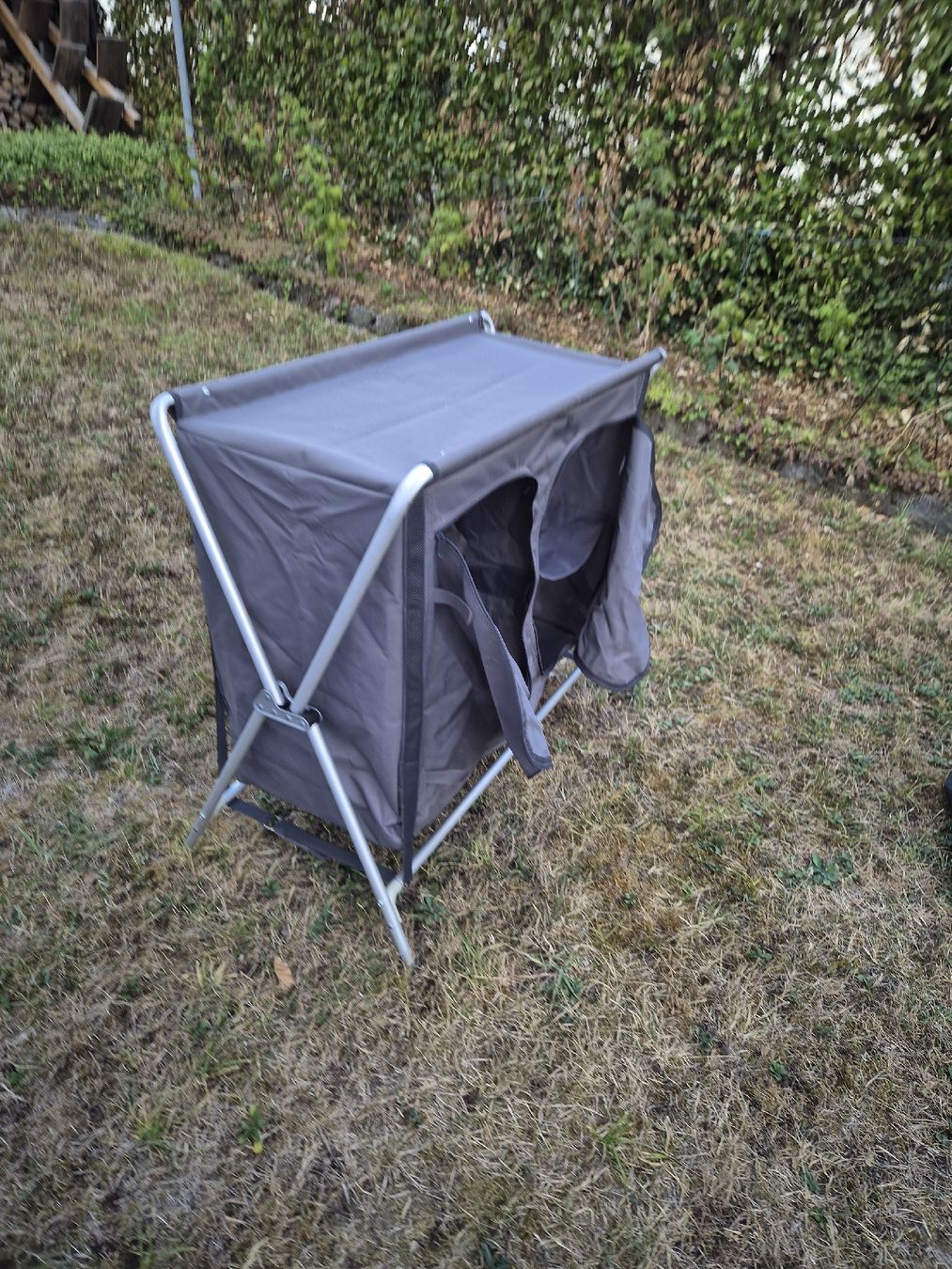 Armoires: campingmöbel  – D'occasion à Wil SG par tcm_85bd 2