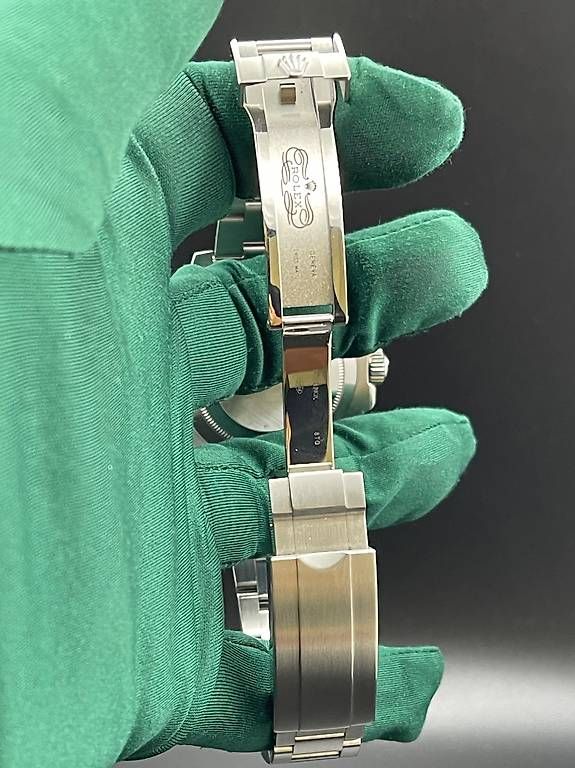 Rolex Orologi: Rolex Submariner Date 116610LN "Chromalight" 2017 Full Set – Usato da Lugano venduto da luganotopwatches 6