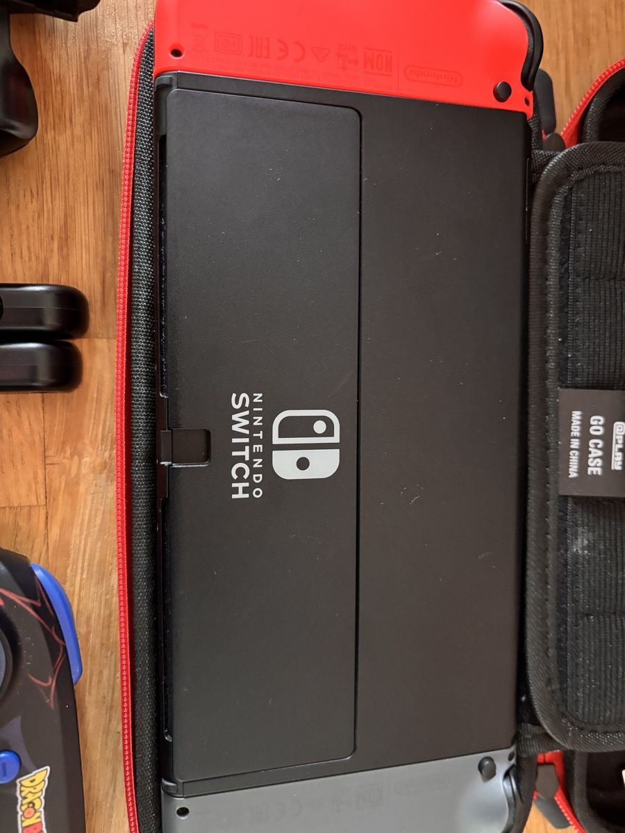 Nintendo Console: Nintendo Switch OLED mit Zubehör und Game, Pro Controller – Usato da Zürich venduto da hiddentreasures_zh 4