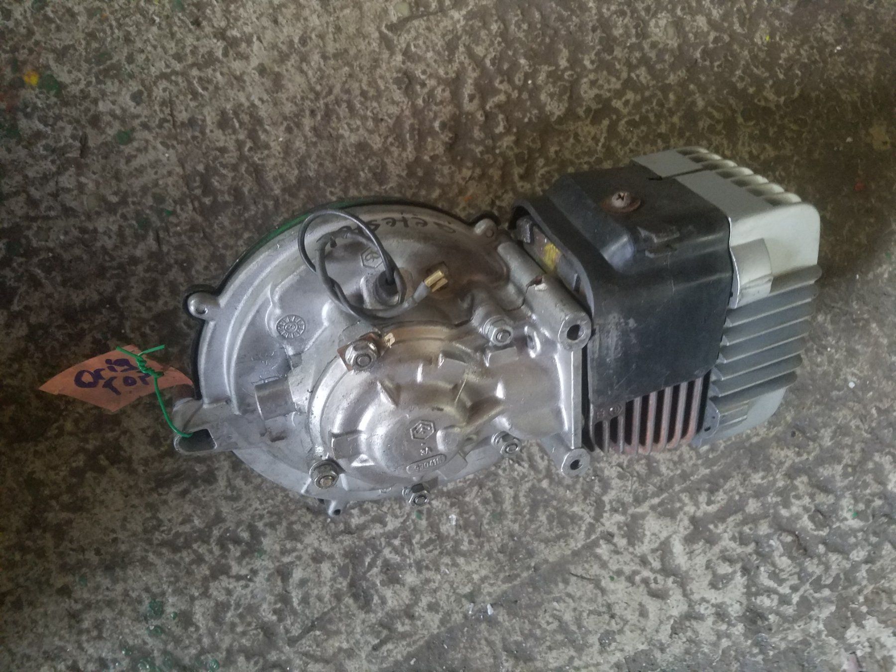 Parti ricambio per ciclomotori: Piaggio Si Motor.lauft gut – Usato da Fulenbach venduto da Elektronik 2