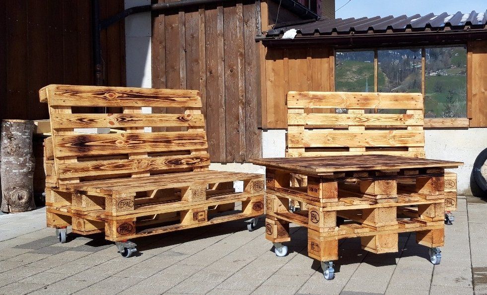 Pallets: Paletten Lounge Gartenmöbel Set mit Rollen – Usato da Nesslau venduto da Leana05 1