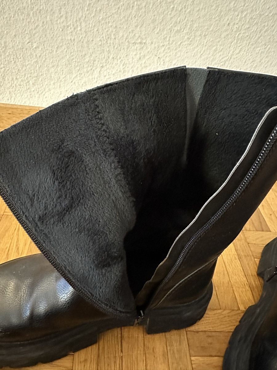 H&M Chaussures filles: Stiefel, Gr. 38 von H&M – D'occasion à Neuenhof par prada010 4