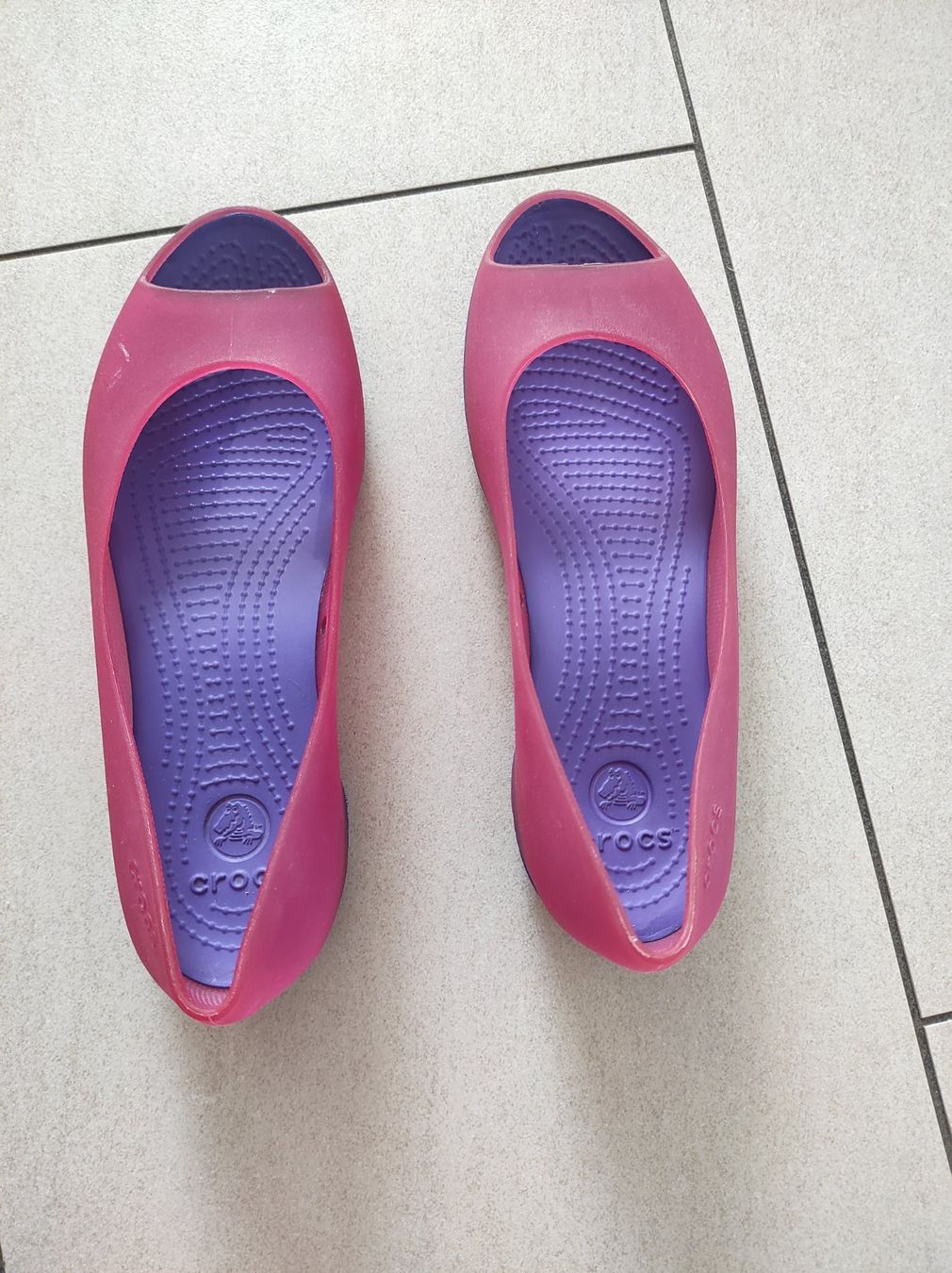 Crocs Damenschuhe: Badeschuhe marke Crocs, gr 37 – Neu (gemäss Beschreibung) aus Rupperswil von Tynna