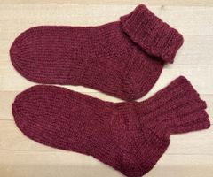 Handgestrickte Socken Bordeaux Grösse 38-39 ungebraucht