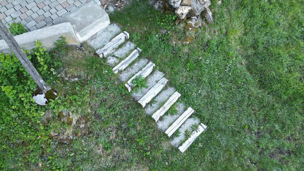 Articoli in legno: Eisenbahnschwellen gratis – Usato da Gersau venduto da schweizertradition 4