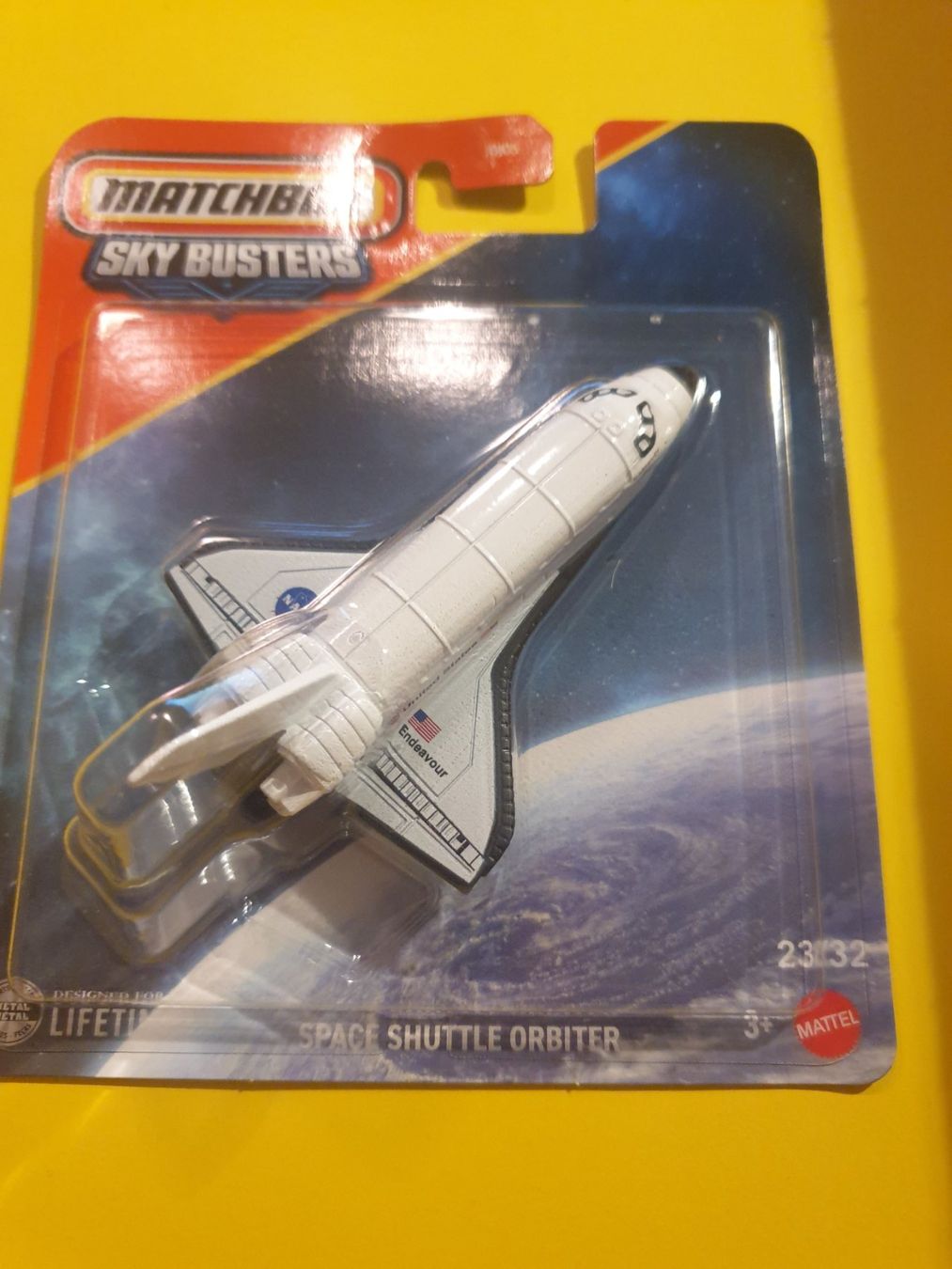 Matchbox Modellini d'auto: Matchbox SPACE SHUTTLE ORBITER – Nuovo e nell'imballaggio originale da Oftringen venduto da Rotor 1