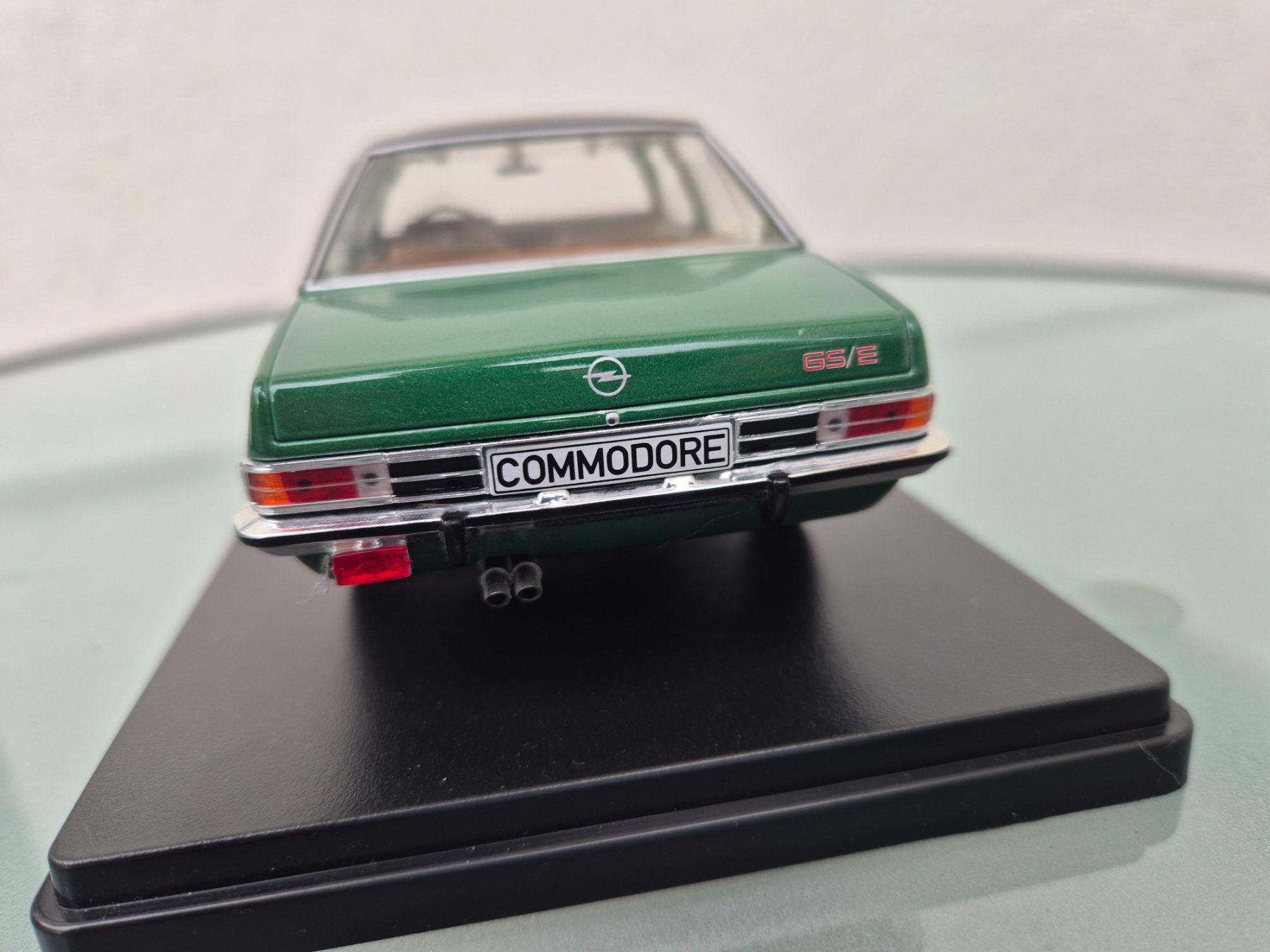 Opel Voitures modèles: Opel Commodore GSE 1:24 – D'occasion à Oberbuchsiten par laffite54 2