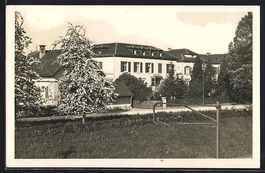Männedorf, Kreisspital mit blühendem B