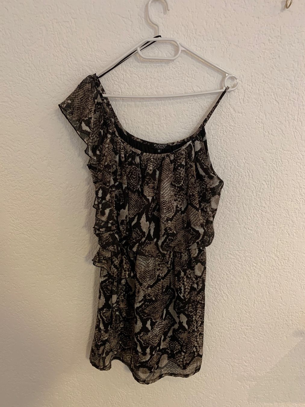 Vestiti: Floyd by Smith Kleid Animal Print Gr. 36 / S – Usato da Fislisbach venduto da KolibriSecondhand