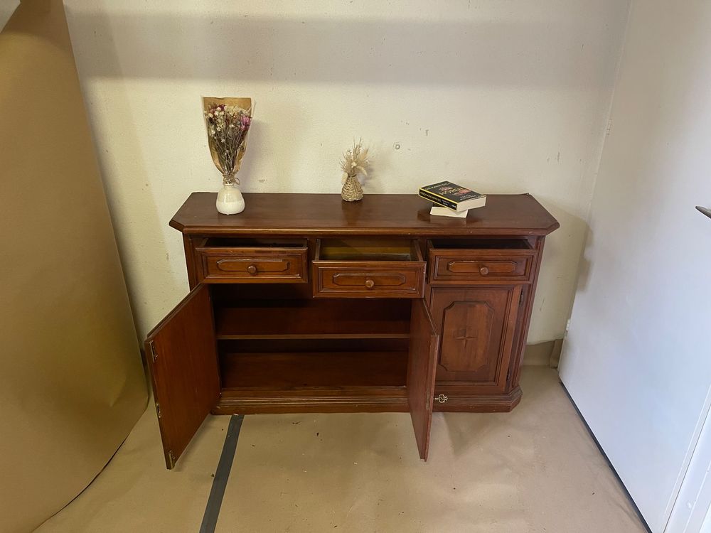 Commodes: Antike Massivholz Kommode, Buffet, Sideboard, Restauriert – D'occasion à Kerns par patrickodermatt 2