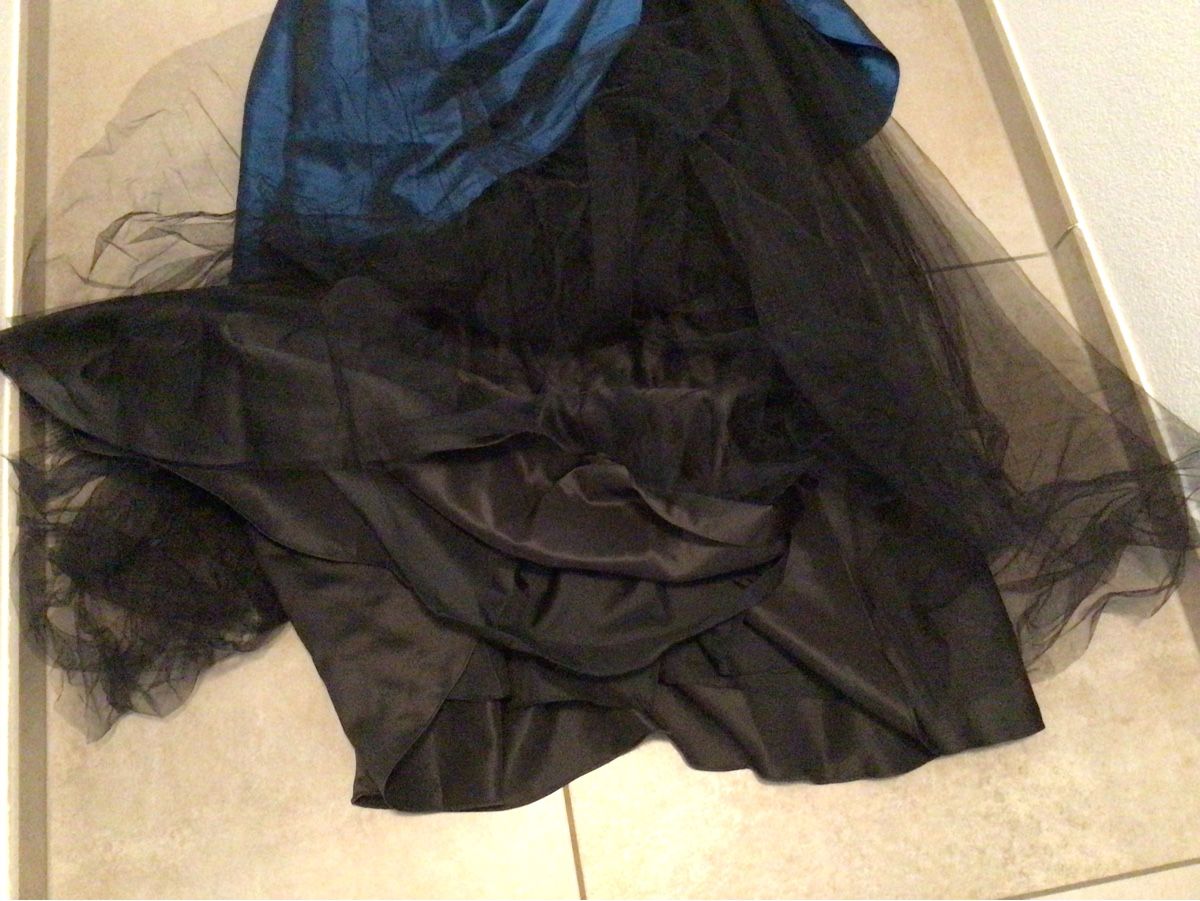 Kleider: Kleid Unvergesslicher Tag 40 – Gebraucht aus Minusio von liam04 2