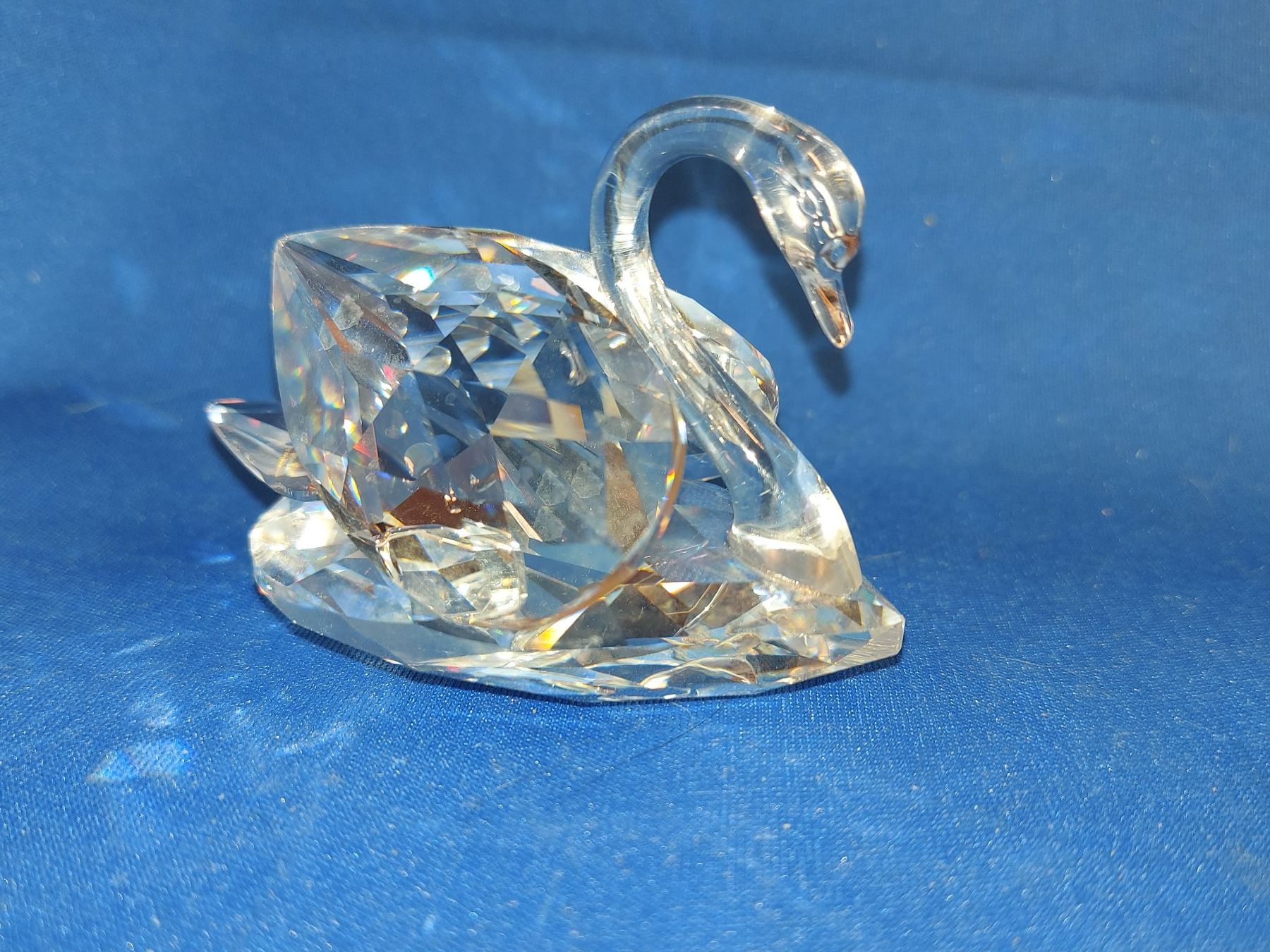 Swarovski Statuette: 3 Swarovski Figuren, Schwan, Igel, Rose Brosche – Usato da Schlieren venduto da Svenja7 5