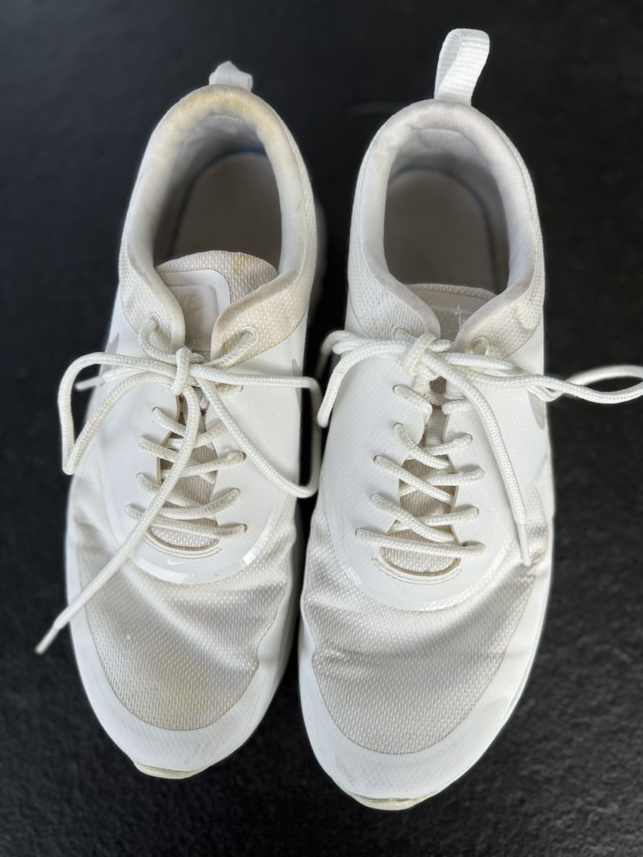 Chaussures femmes: Nike Turnschuhe weiss Grösse 40 – D'occasion à Wetzikon ZH par Similo331 1