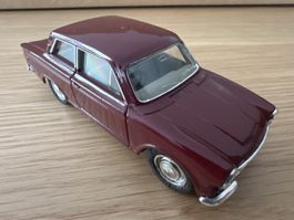 1:43 Modellauto Zustand gem. beiliegenden Bilder 