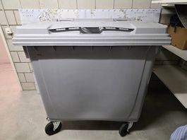 Ochsner Container 770 Liter grau neu