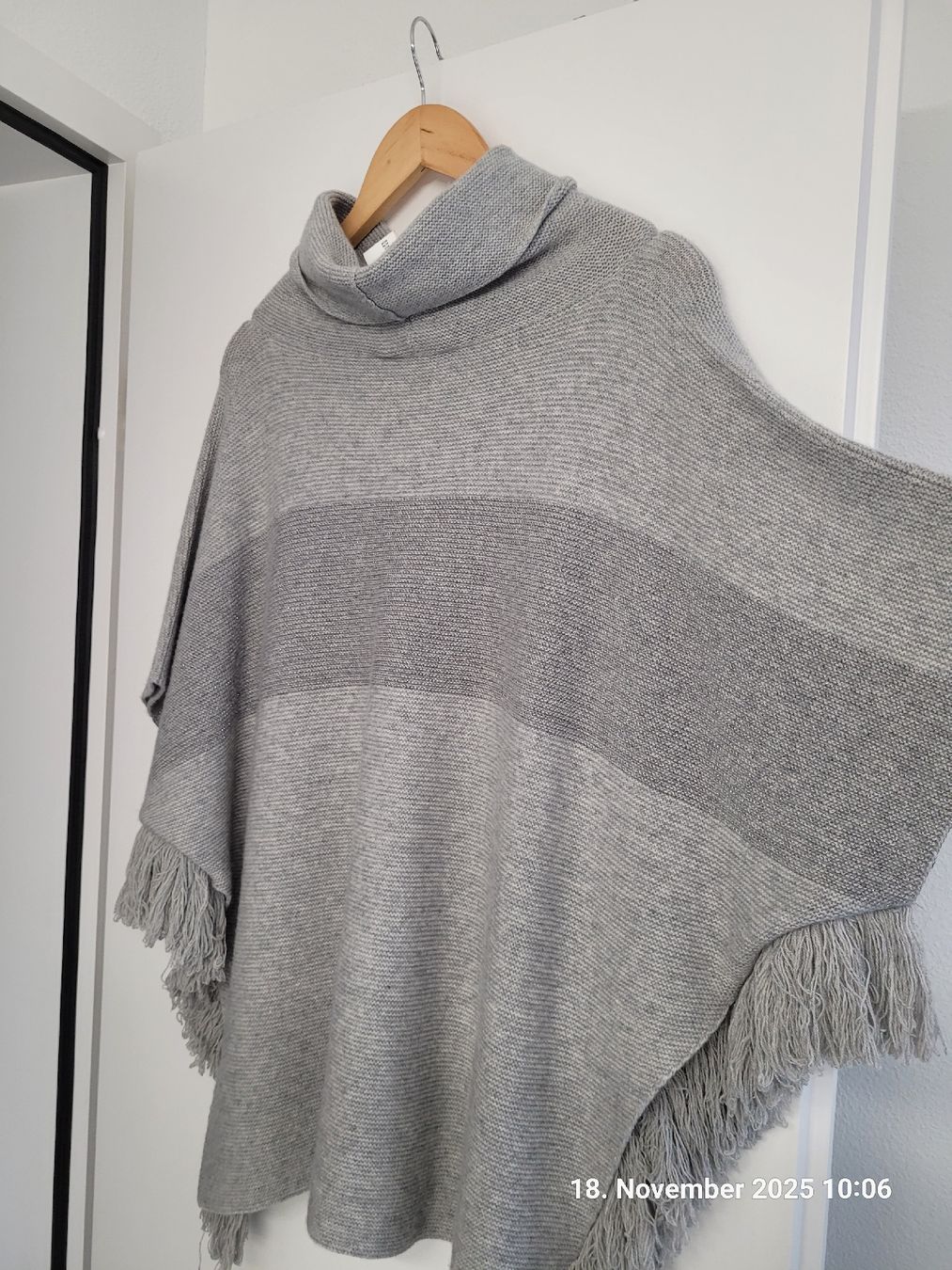 Fabiana Filippi Maglioni & Felpe: Fabiana Filippi Pullover, Gr. S, Grau-Töne, – Usato da Bünzen venduto da Milly32