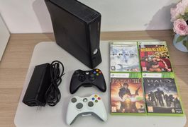 Xbox 360 S 250 Go + 2 manettes + 5 jeux