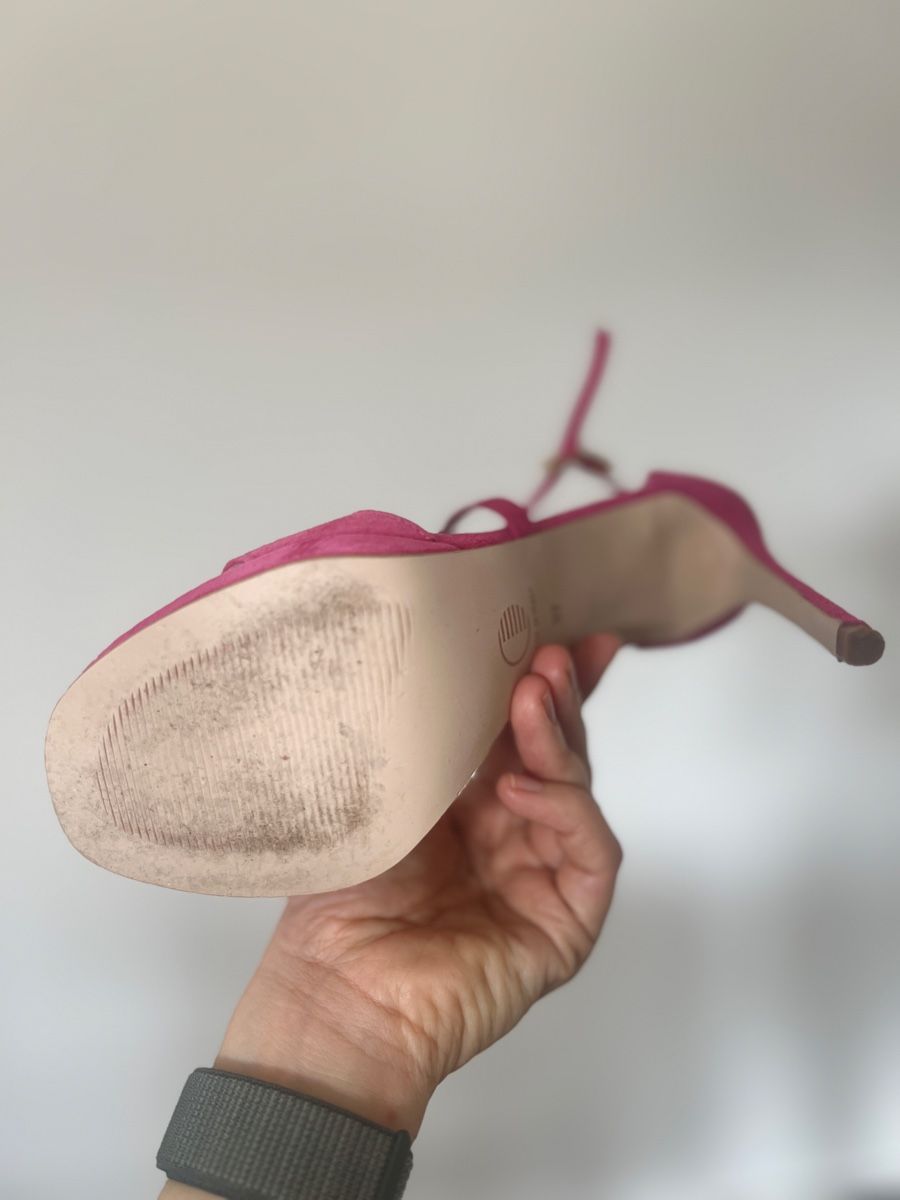 Scarpe da donna: Sandals on heels 37 size – Usato da Basel venduto da kar_5fvf 2
