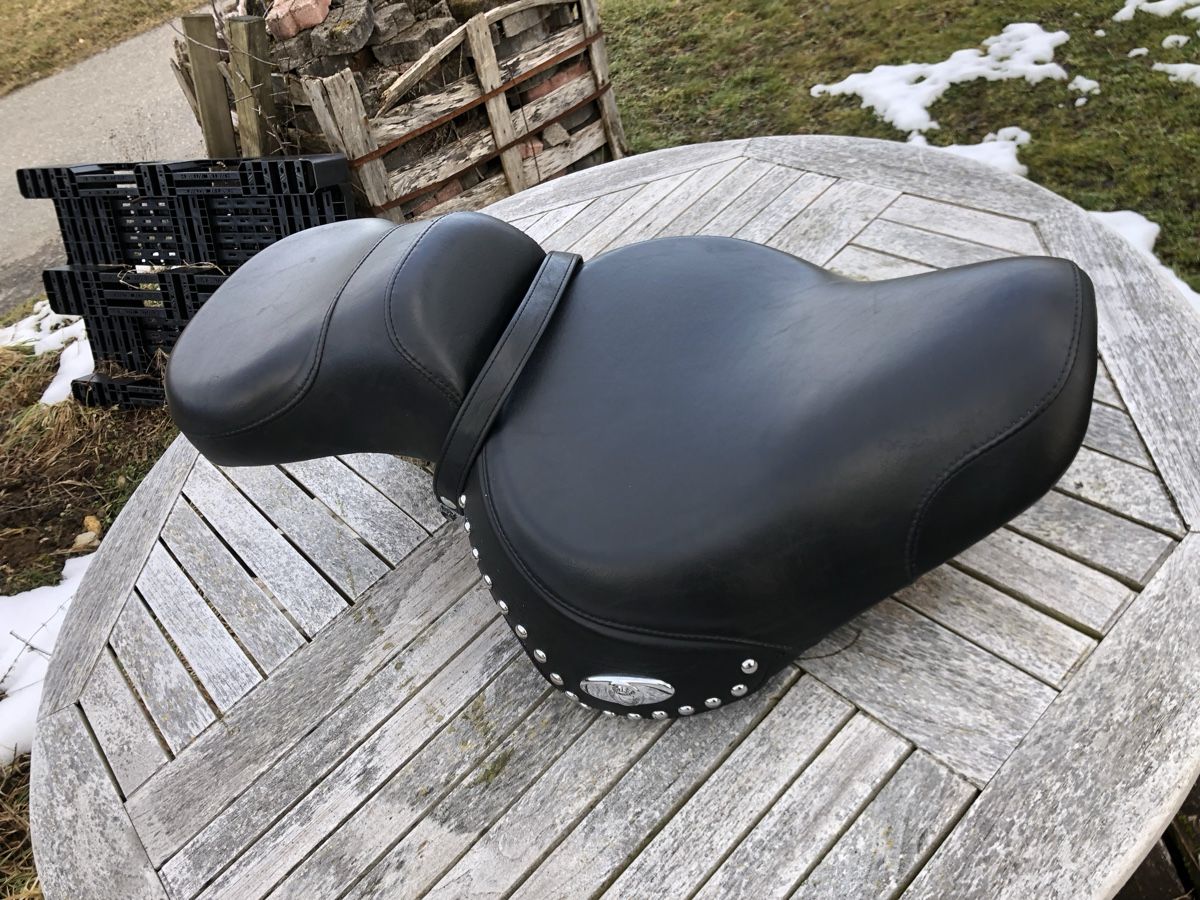 Harley-Davidson Tutti i ricambio per moto: Selle Softail harley Sattel – Usato da nods venduto da Gao