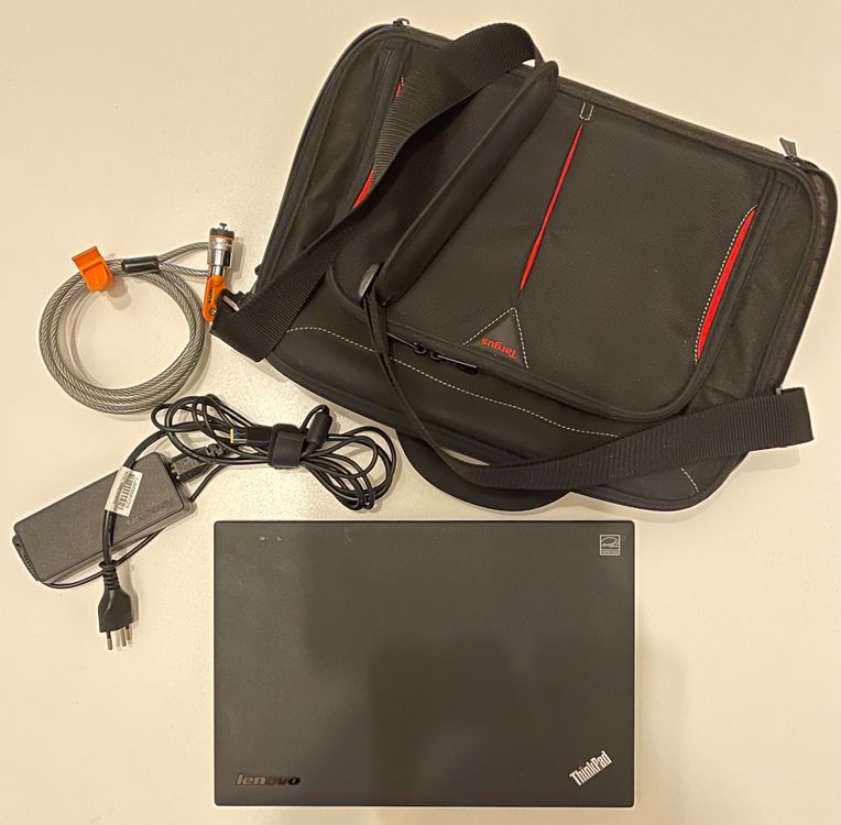 Lenovo ThinkPad X1 Carbon 1st-Gen, i7, 240GB 8GB RAM SSD 14” (D ...