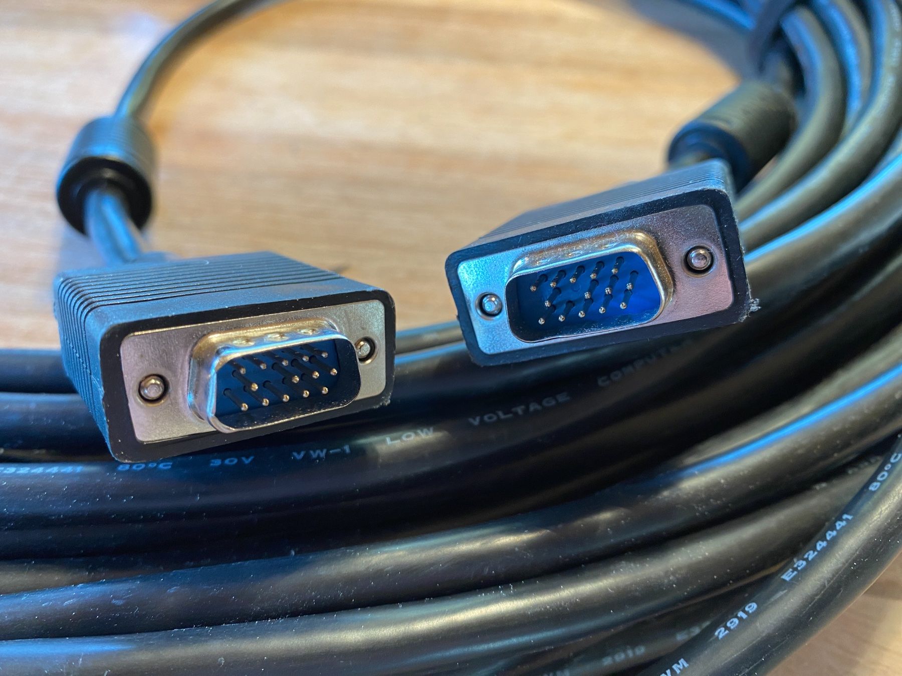 Cavi: VGA Kabel 30 Meter – Usato da Sarnen venduto da exxusu 1