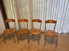 4 Stühle gratis