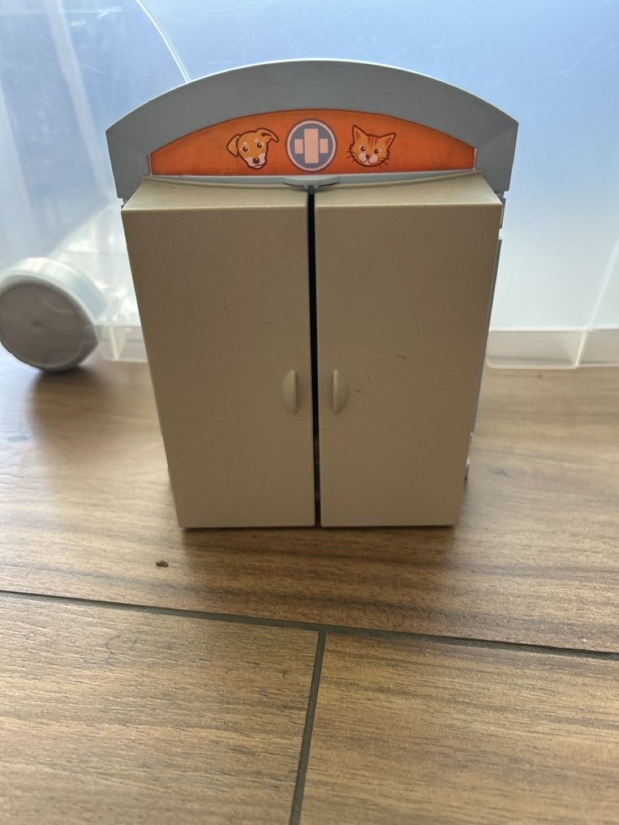 Playmobil Giocattoli: Playmobil Tierarztpraxis  – Usato da Samstagern venduto da Dufman 1