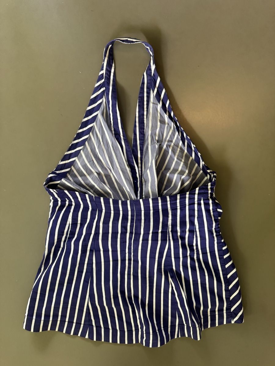 Tops: Stylish Striped Top Chic and Elegant – Gebraucht aus Zürich von alieacelina 1