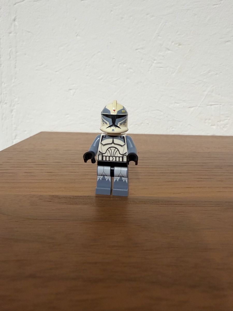 Star Wars Statuette: Minifigure sw0330 Clone Trooper Commander Wolffe, 104th Batt – Usato da Winkel venduto da patric170