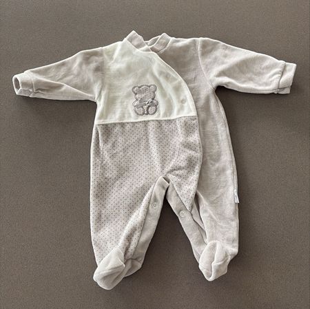Baby Schlafanzug, Grösse 56/62, Teddybär Motiv, Top Zustand!