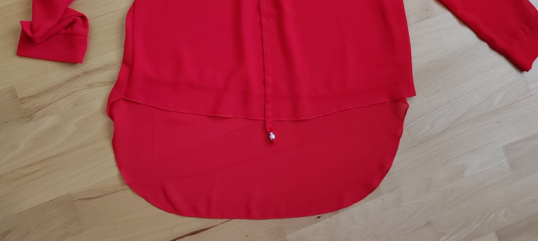 Camicette: Rote Bluse – Usato da Feusisberg venduto da Sindbad3 2
