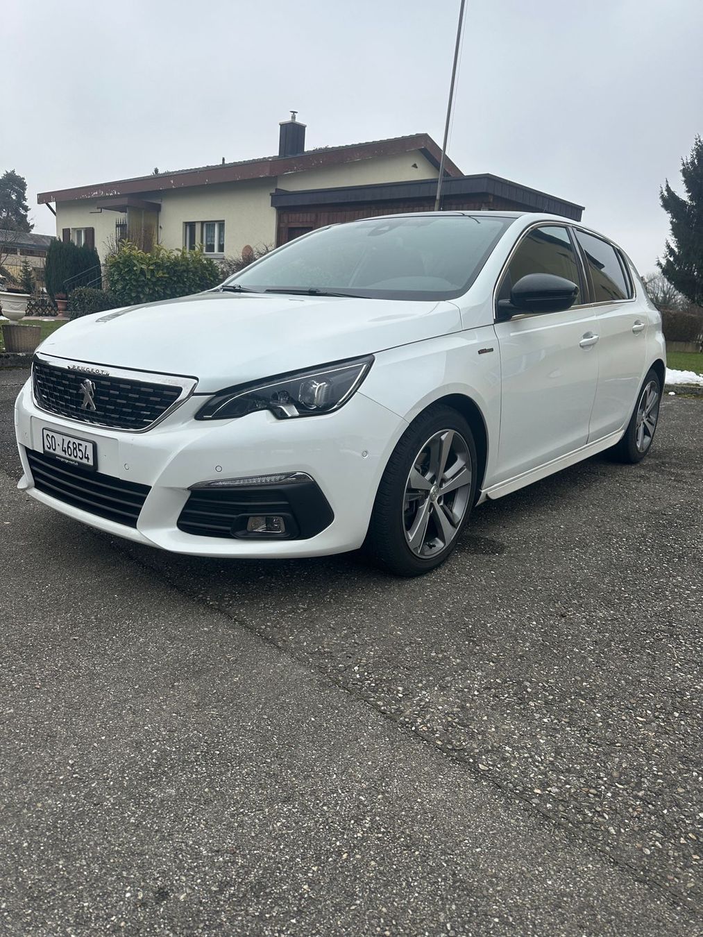 Peugeot Autos: PEUGEOT 308 1,5 BlueHDI – Gebraucht aus Delémont von ily_26j7 8