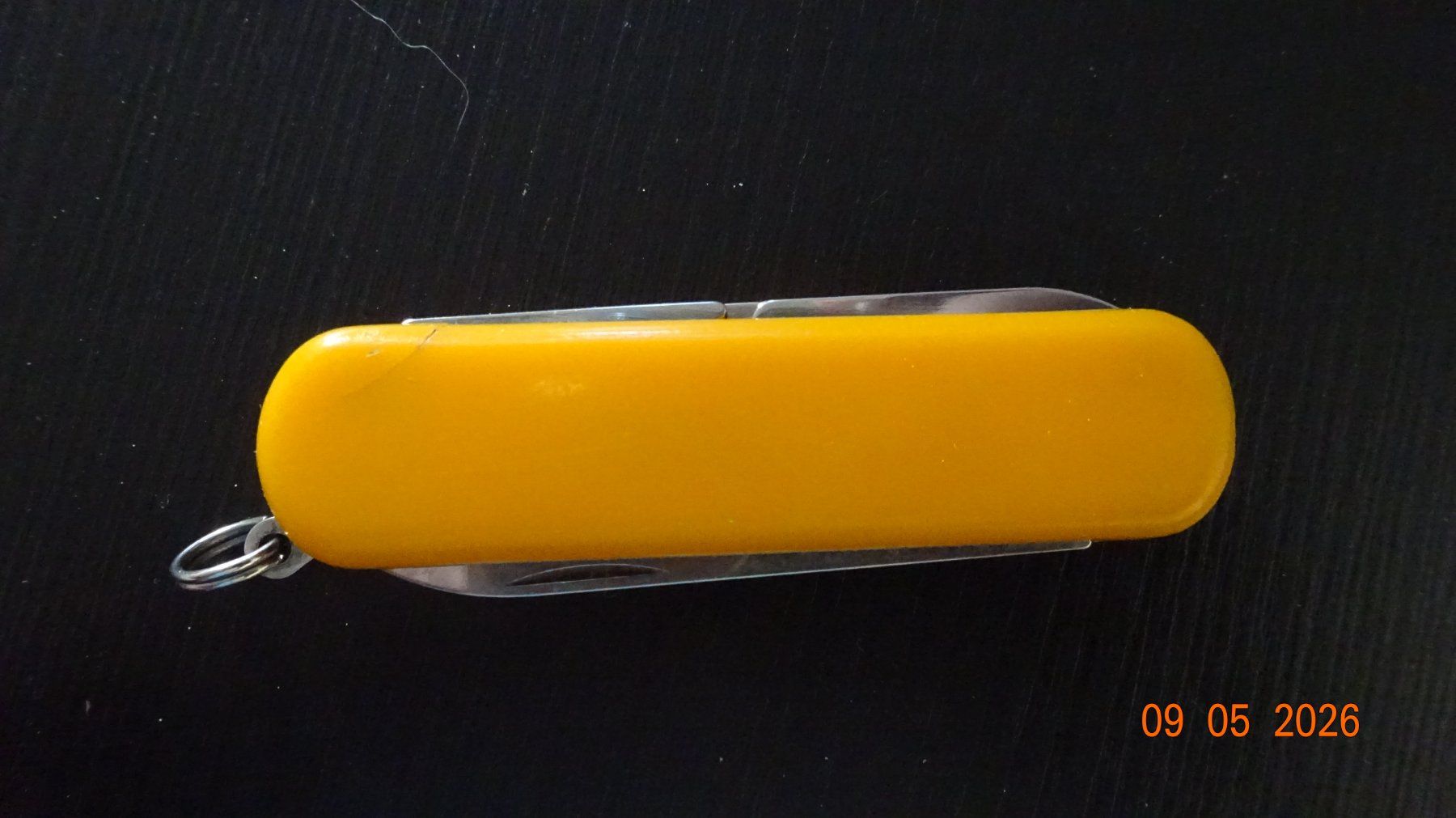 Wenger Coltelli tascabile: Wenger couteau de poche avec ciseaux orange – Usato da Bassecourt venduto da maxibog 1
