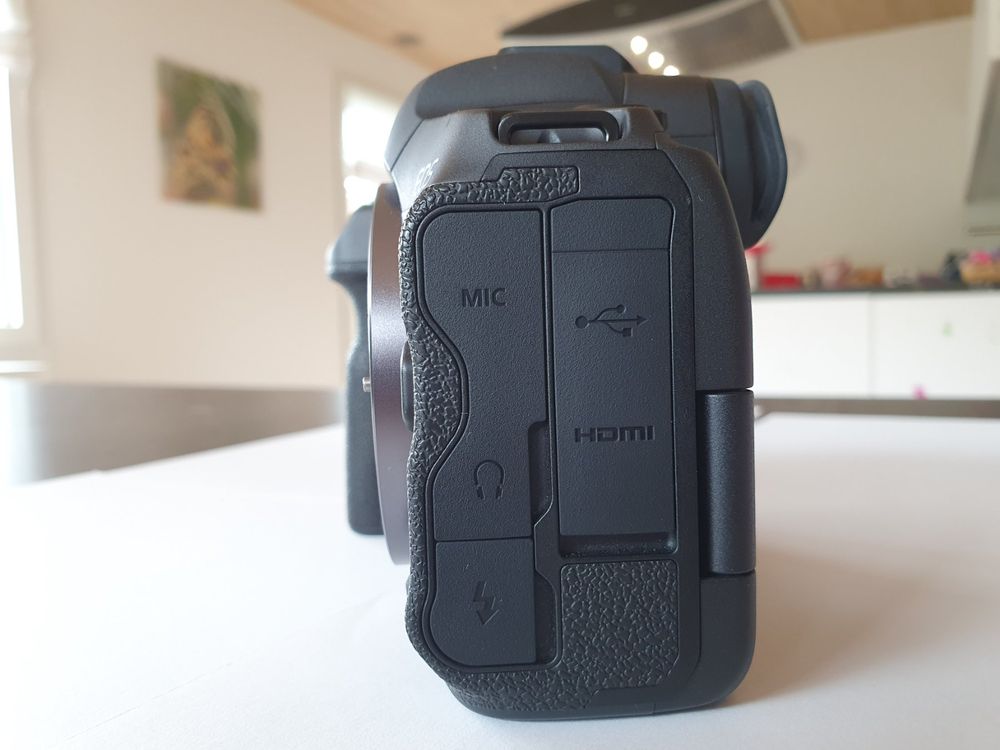 Canon EOS R5 Inkl. 2x Sandisk 128Gb, CF Card Reader Kaufen auf Ricardo