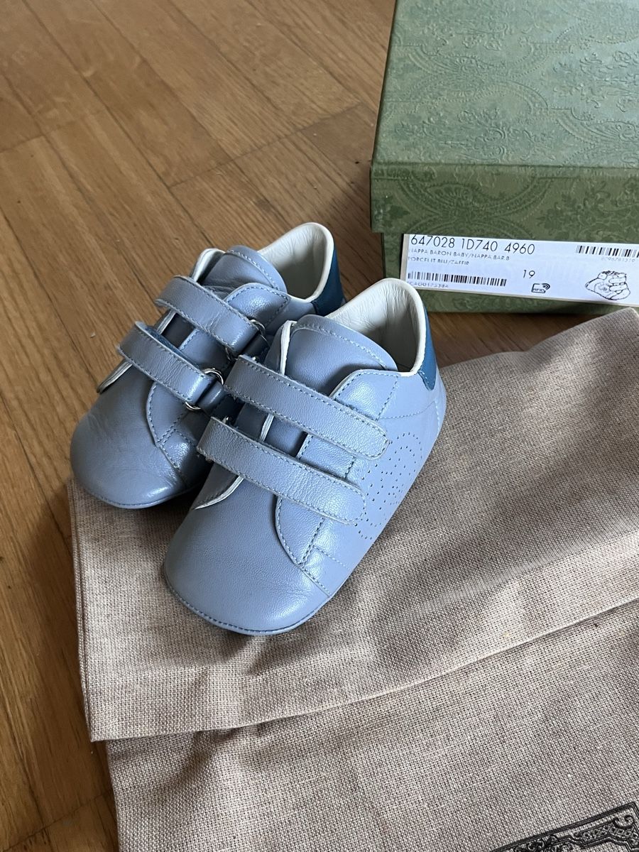 Gucci Scarpe per ragazzi: Gucci Babyschuhe in Blau – Nuovo e nell'imballaggio originale da Zürich venduto da Lifestyle1 1