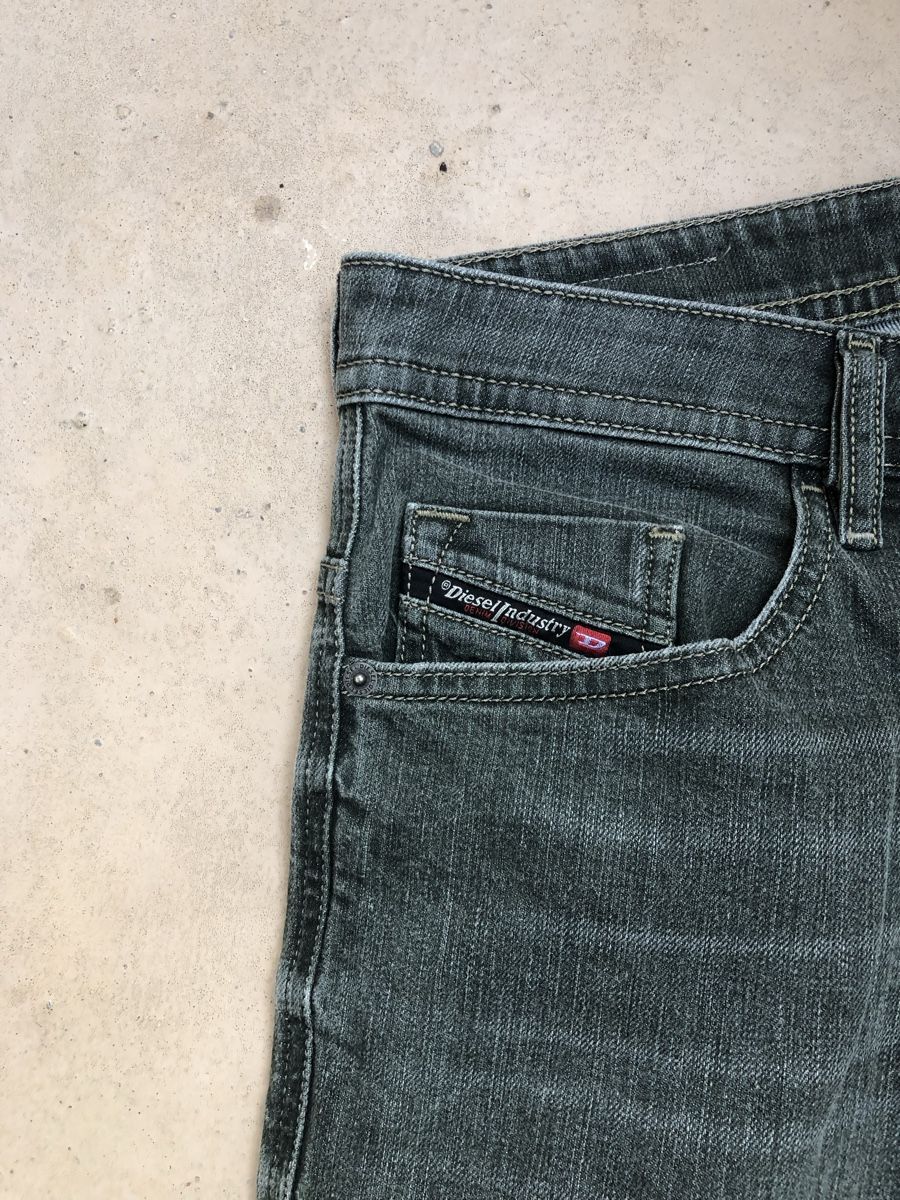 Diesel Jeans: Diesel Thommer-SP jeans – D'occasion à Fribourg par ann_l9b7 1