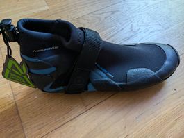 Neilpryde Mission 3mm Neoprenschuhe Gr. 41 (US 9/UK 8) Wasse
