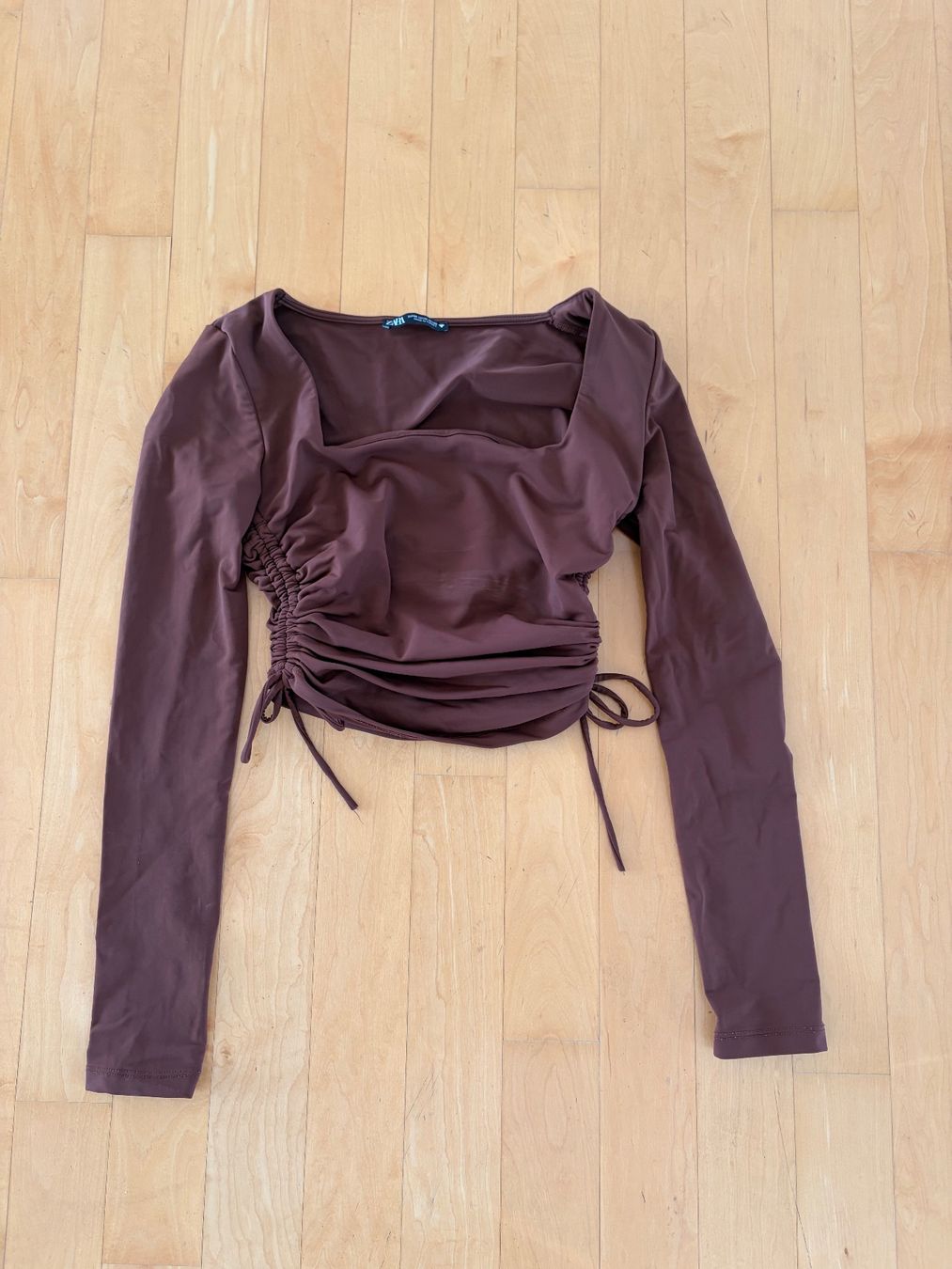 Zara Tops: Zara Oberteil braun – Gebraucht aus Urdorf von roses202
