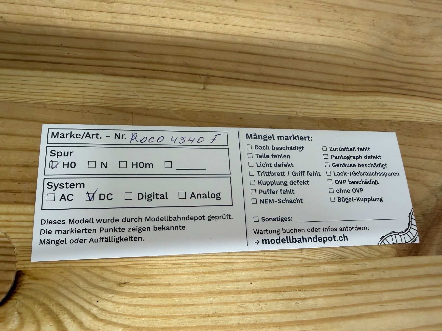 Roco Modelleisenbahnen: Spur H0 Roco Clean Schiebewandwagen DC – Gebraucht aus Büsserach von ModellbahnDepot 8