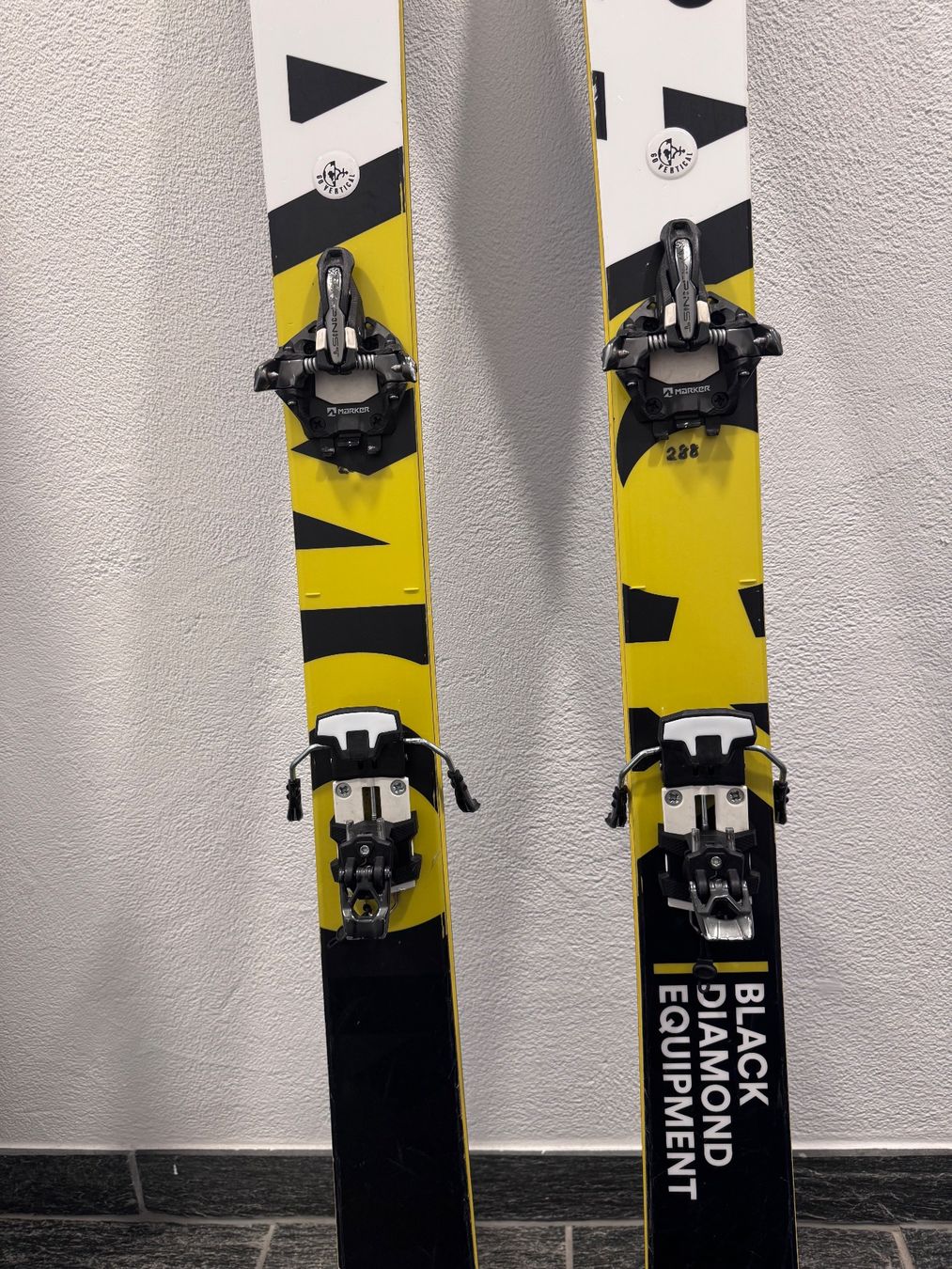 Black Diamond Sci: Black Diamond Helio 88 Tourenski, Marker Bindung – Usato da Samedan venduto da sunday1313 1