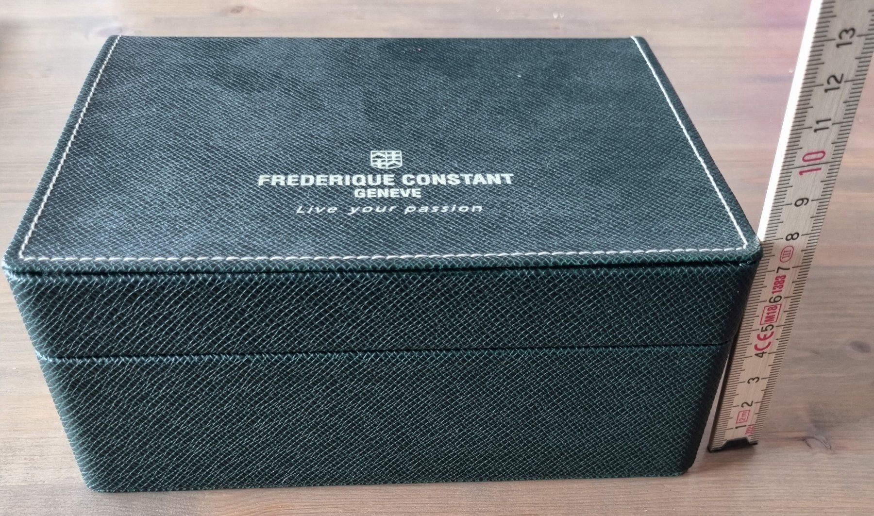 Uhrenboxen: Écrin, boîte, Frederique Constant Genève – Gebraucht aus Grand-Lancy von Evelyne010 1