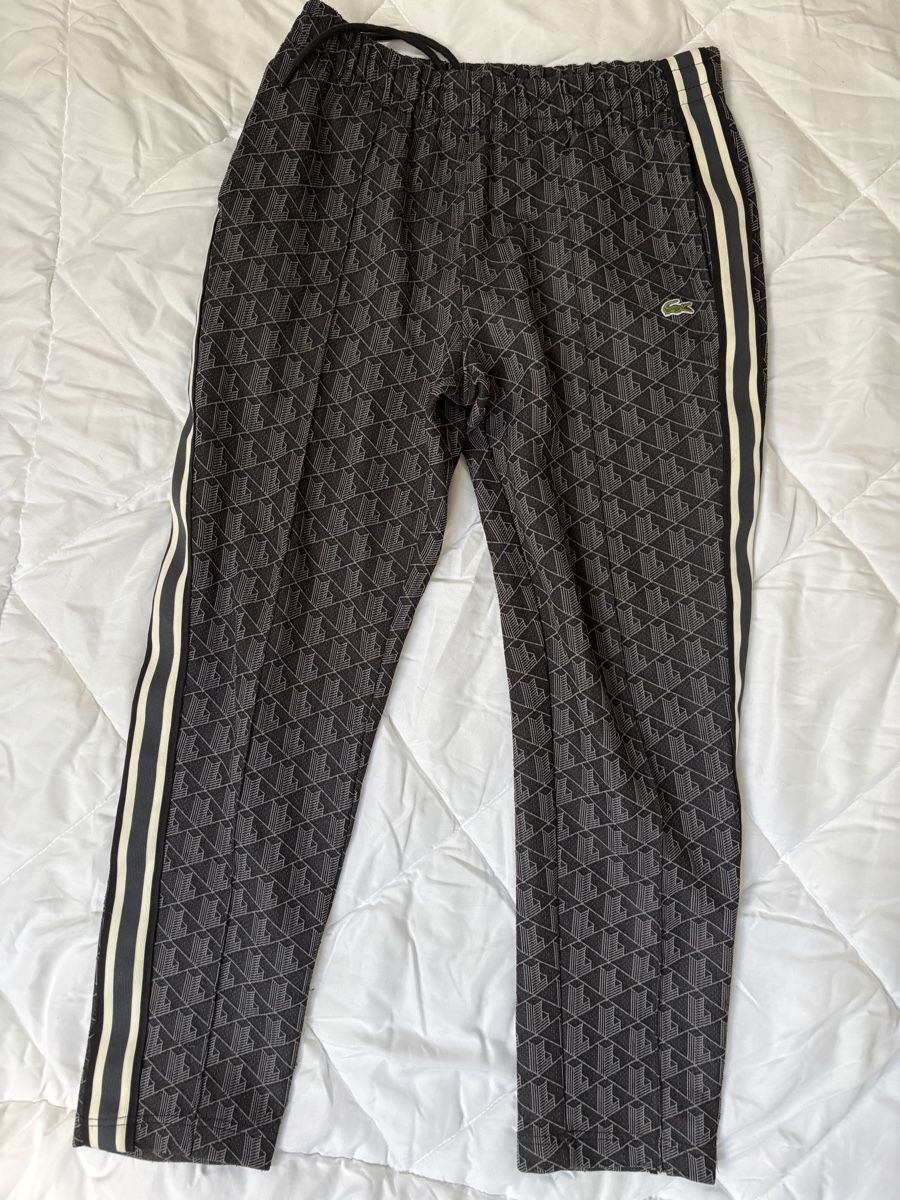 Lacoste Hosen: Lacoste Jogginghose – Gebraucht aus Grüningen von Diego.sabater