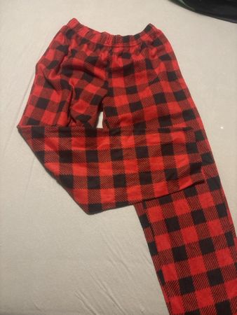 Kuschelige Flanell-Pyjamahose rot-schwarz kariert, Gr. S