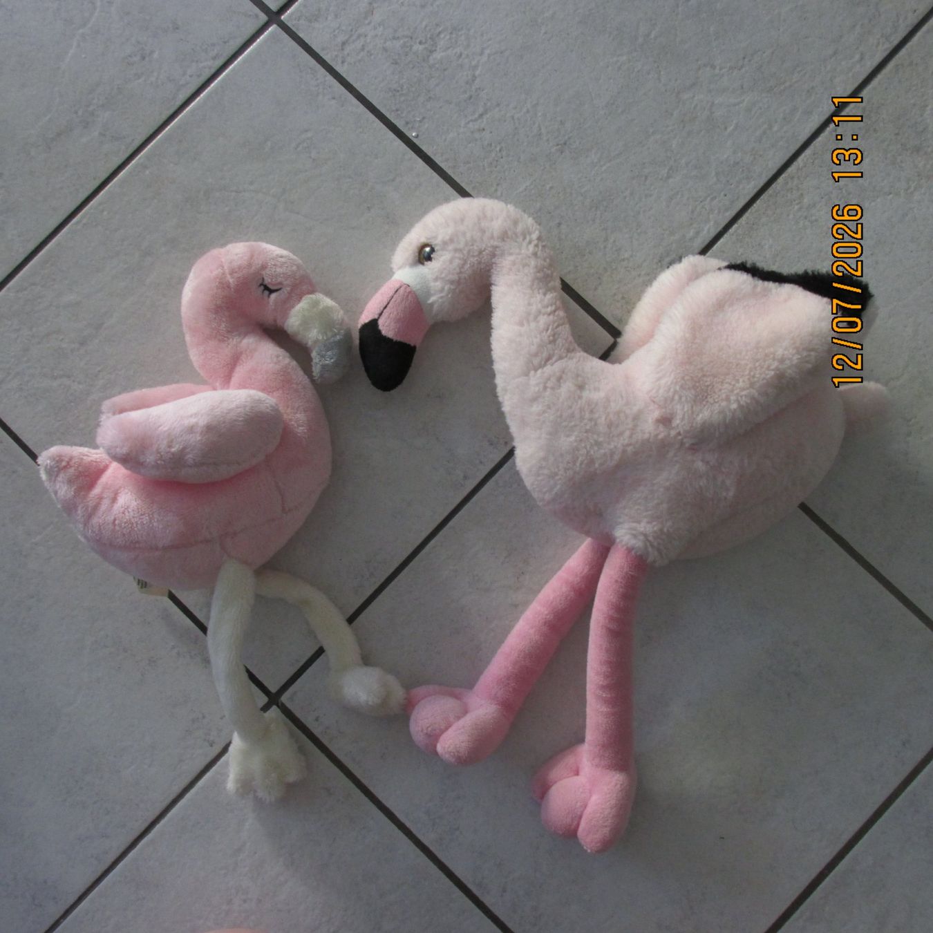 Giocattoli: Plüschtier Flamingos 2er Set – Usato da Galgenen venduto da Forflowers 1